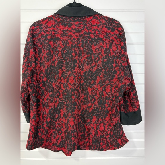 Fred David red and black lace printed button down shirt. Size 1X - Picture 2 of 5